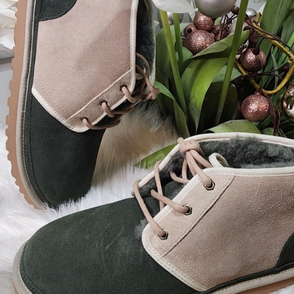 UGG Neumel Men's Khaki and Green Boots new